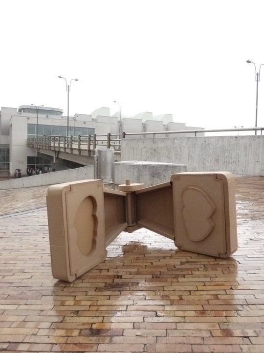 escultura en cartón  2010