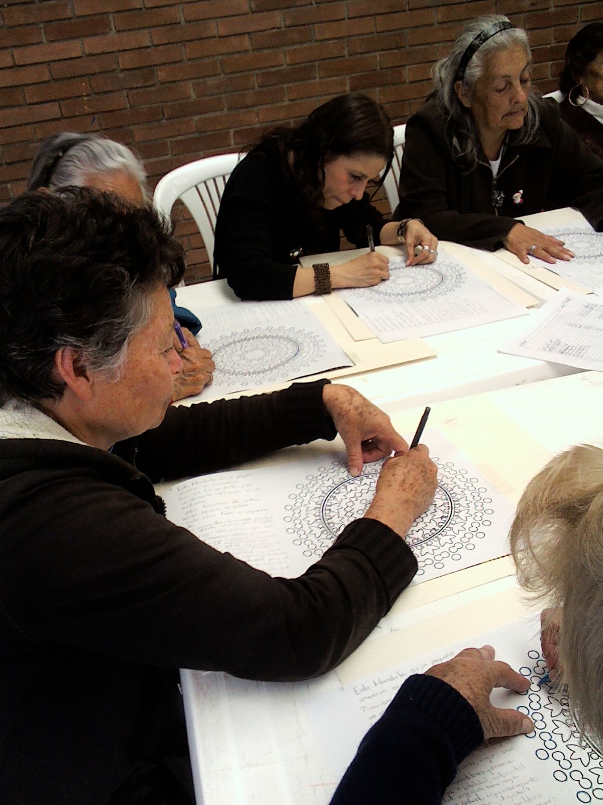 TALLER CHOCOLATE AMANDALADO. Comunidad barrio Eduardo Santos 2015.